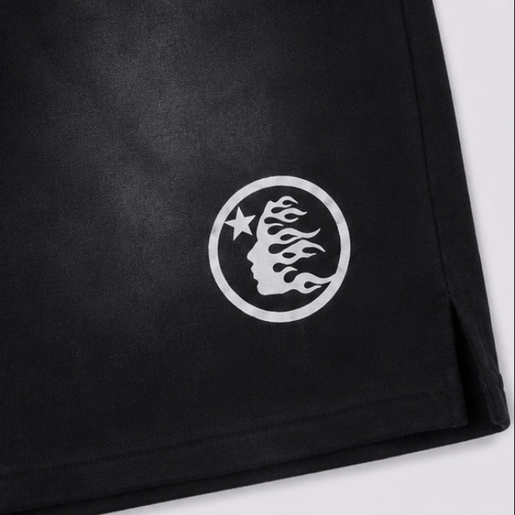 Hellstar Shorts Black - logo detail