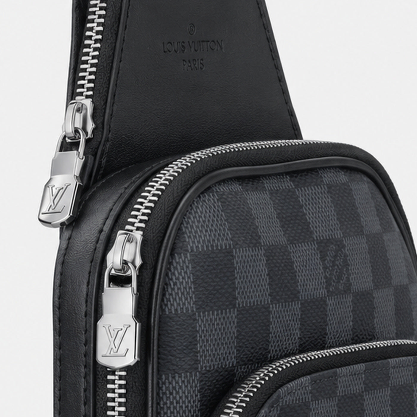 Louis Vuitton Avenue Sling Bag Damier Graphite - zip detail